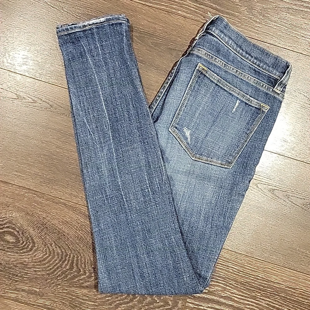 ❤️ J CREW DISTRESSED SKINNY JEANS, 4 (27)
